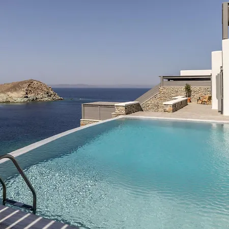 Kephala, Beachfront Luxury With Pool Villa