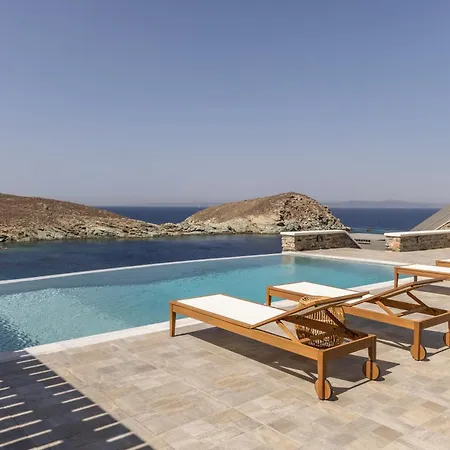Kephala, Beachfront Luxury With Pool
