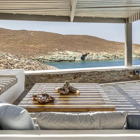 Kephala, Beachfront Luxury With Pool * Grionisi