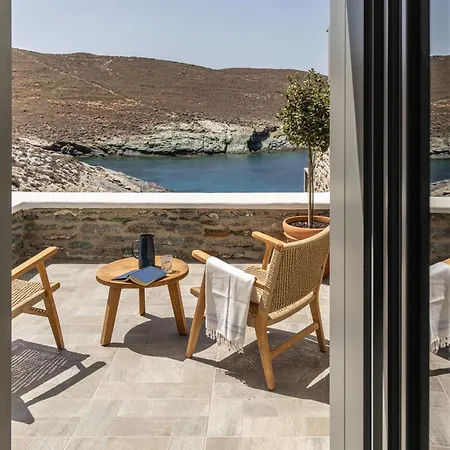 Kephala, Beachfront Luxury With Pool ヴィラ