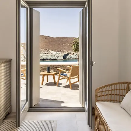 Kephala, Beachfront Luxury With Pool *