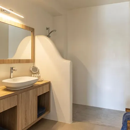 Kephala, Beachfront Luxury With Pool * Grionisi