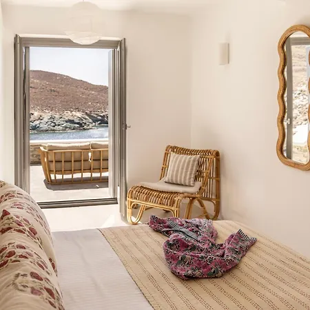 Kephala, Beachfront Luxury With Pool *