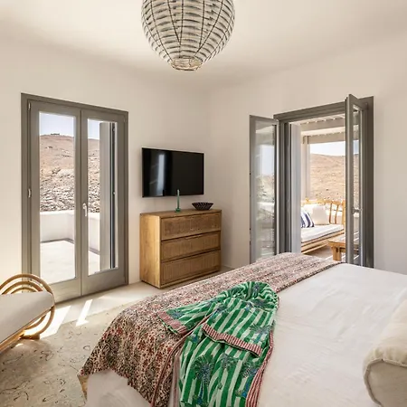 Kephala, Beachfront Luxury With Pool *