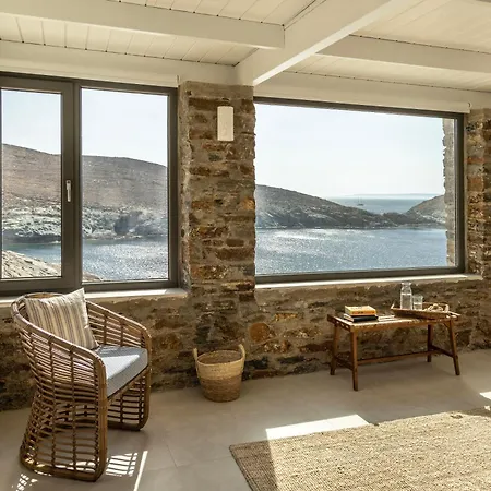 Kephala, Beachfront Luxury With Pool Grionisi