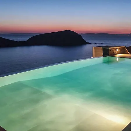 Kephala, Beachfront Luxury With Pool ヴィラ Grionisi