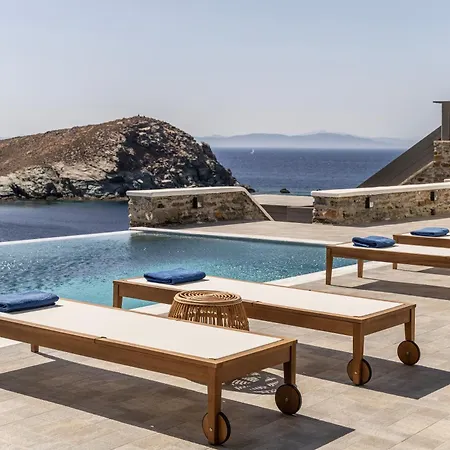 Kephala, Beachfront Luxury With Pool Villa