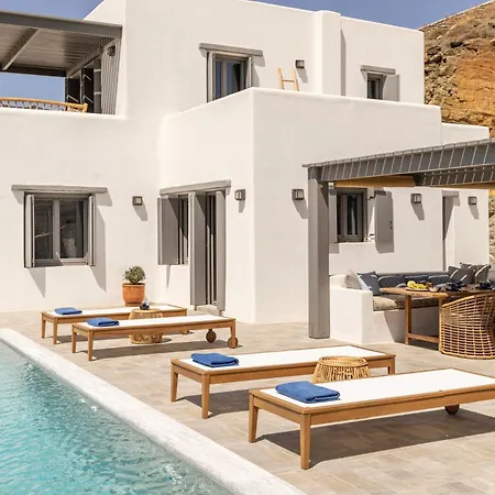 Kephala, Beachfront Luxury With Pool *