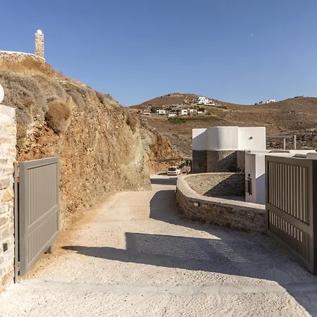 Kephala, Beachfront Luxury With Pool * Grionisi
