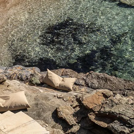 Kephala, Beachfront Luxury With Pool Grionisi